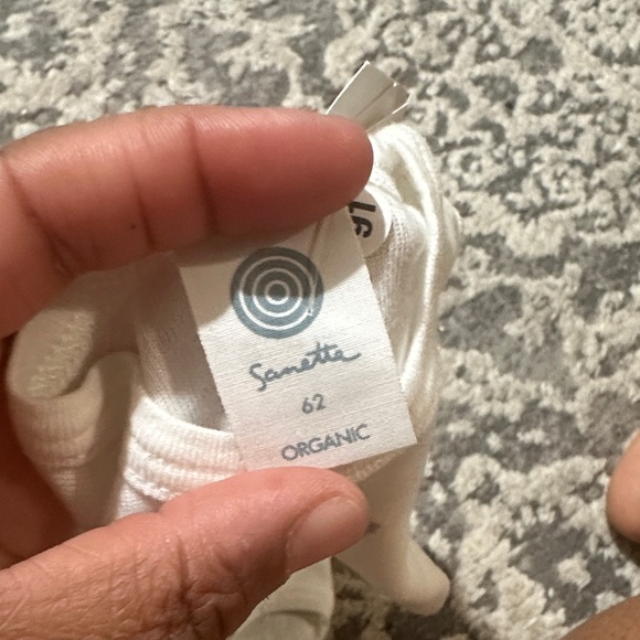 🤍Vintage Baby Onesie🤍 - Picture 3 of 5